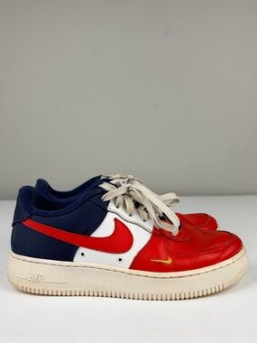Nike Air Force 1 Low LV8 USA Red White Blue Gold Swoosh Shoes‎ Men’s 7Y